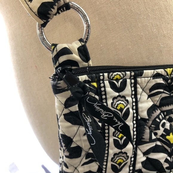 Vera Bradley Crossbody bag black/white/yellow - Picture 4 of 9